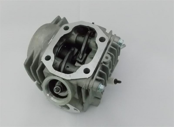 152FMH034 Головка цилиндра в сборе