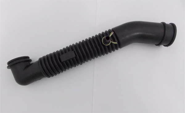 Y0047 Патрубок воздушного фильтра