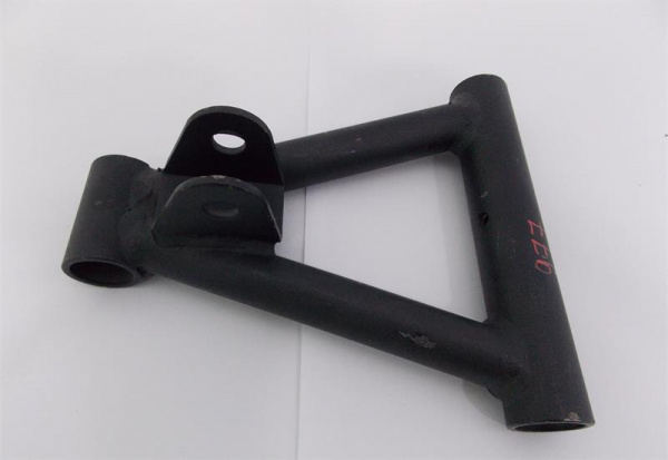 977 Рычаг передний нижний (правый/левый) Vento S