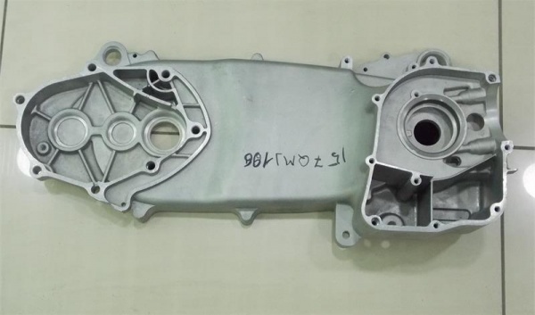 157QMJ196 Половина картера левая в сборе