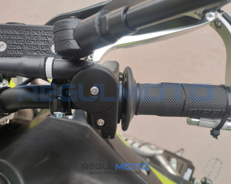 300014 Мотоцикл Regulmoto ZR PR 300 4 valves 6 Gear