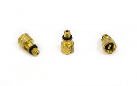 00-01843 Переходник BEE PUMP, с велониппеля на автомобильный ниппель (DV-AV), сталь